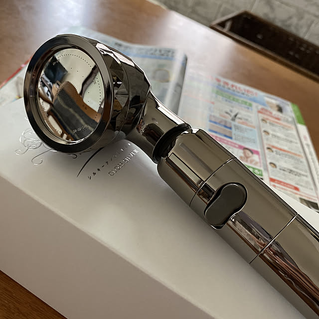 最新＊アラミックシルキーナノバブルシャワーヘッドスパ(JSNB3-GS)シルバー