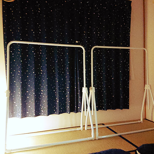 布団干し 高さの替えれる室内ふとん干し ふとん1枚干し 当店オリジナル商品 ふとん干し 布団干し台 物干し 布団 ふとん 室内 折りたたみ コンパクト パイプ スタンド 物干しスタンド 物干し台 軽量 キャスター付き 鉄製 部屋干し のレビュー クチコミとして参考に