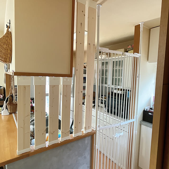 のぼれんニャン バリアフリー 2 ペット ゲート 猫 脱走防止 柵 猫用 屋内用 ペットゲート ハイタイプ ドア付き 突っ張り フェンス のぼれんにゃん 猫用品 ゲージ ケージ パーテーション ベランダ 窓 廊下 玄関 飛び出し防止 逃走防止のレビュー クチコミとして参考に