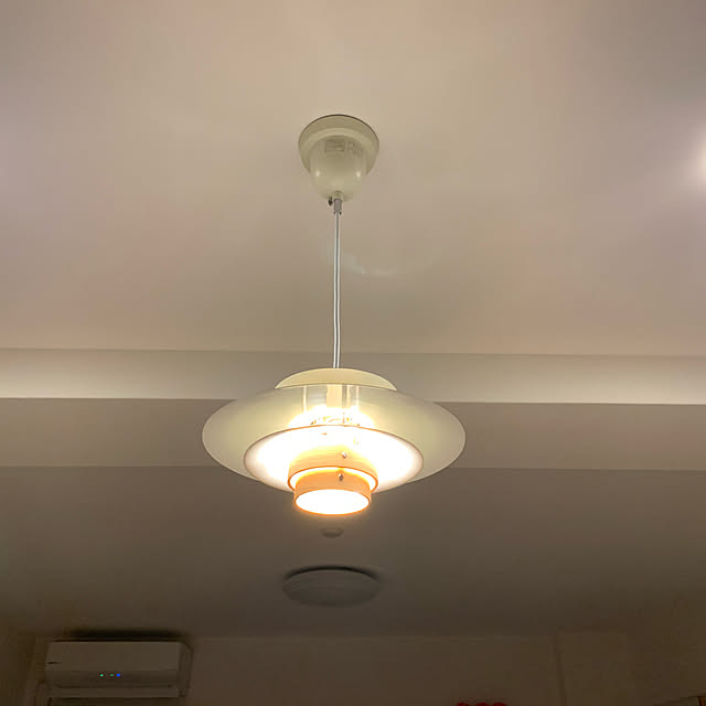 ペンダントライト 照明 おしゃれ LEDペンダントライト 1灯 天然木 スチール ダイニング 玄関 トイレ カフェ 北欧 ナチュラル 照明器具 デザイナーズ Ayle エール 1P 【Sサイズ】のレビュー・クチコミとして参考になる投稿4枚 | RoomClipショッピング ペンダントライト 照明 おしゃれ LEDペンダントライト 1灯 天然木 スチール ダイニング 玄関 トイレ カフェ 北欧 ナチュラル 照明器具 デザイナーズ Ayle エール 1P 【Sサイズ】のレビュー・クチコミとして参考になる投稿4枚 | RoomClipショッピング
