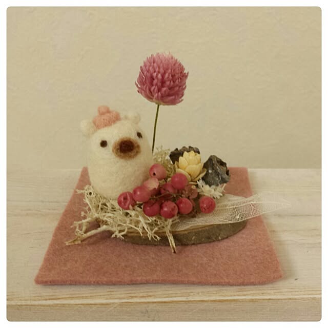 棚 くまさん ドライフラワーアレンジ ハンドメイド 羊毛フェルトのインテリア実例 14 05 04 22 43 55 Roomclip ルームクリップ