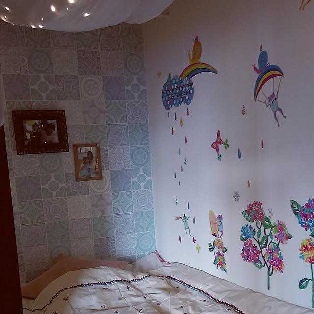 Jis ウォールステッカー あじさい 虹 雨 梅雨 大きなサイズ 雲のむこうはいつも青空 3枚組 大判サイズ 貼ってはがせる 壁 シール シール式 レインボー カエル 傘 梅 紫陽花 花 かわいい おしゃれ カラフル 子供部屋 キッズルーム 内装 装飾 新生活のレビュー Jis ウォールステッカー あじさい 虹 雨 梅雨 大きなサイズ 雲のむこうはいつも青空 3枚組 大判サイズ 貼ってはがせる 壁 シール シール式 レインボー カエル 傘 梅 紫陽花 花 かわいい おしゃれ カラフル 子供部屋 キッズルーム 内装 装飾 新生活のレビュー