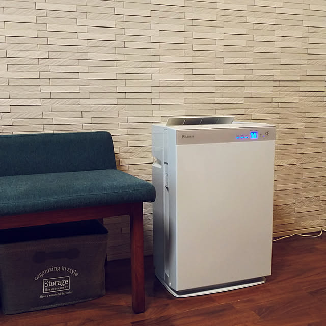 ダイキン工業 ダイキン 加湿ストリーマ空気清浄機 ホワイト Mck70u W 加湿器 加湿空気清浄機 花粉 31畳 ペット ホコリ ニオイ Pm2 5のレビュー 口コミとして参考になる投稿7枚