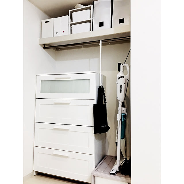 ベビーグッズも大集合 Ikea ブラック 4段 Brimnes チェスト リビング収納