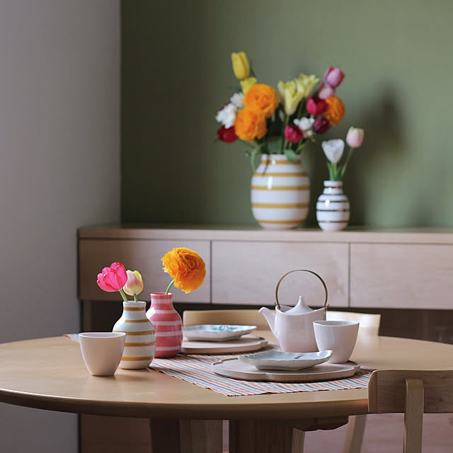 写真付きレビュー ケーラー オマジオ ベース Sサイズ H125 チェリーピンク Kahler Omaggio Vase フラワーベース 花瓶 日本限定 数量限定 正規販売店 の通販商品 口コミ情報 Roomclipショッピング