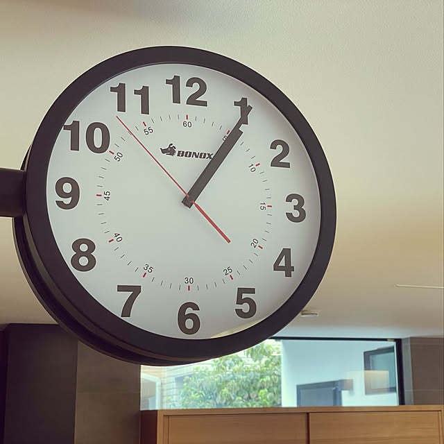 写真付きレビュー ウォールクロック 両面時計 壁掛け時計 ダルトン ダブルフェイス ウォールクロック S429 直径38cm シンプル モダン インダストリアルの通販商品 口コミ情報 Roomclipショッピング