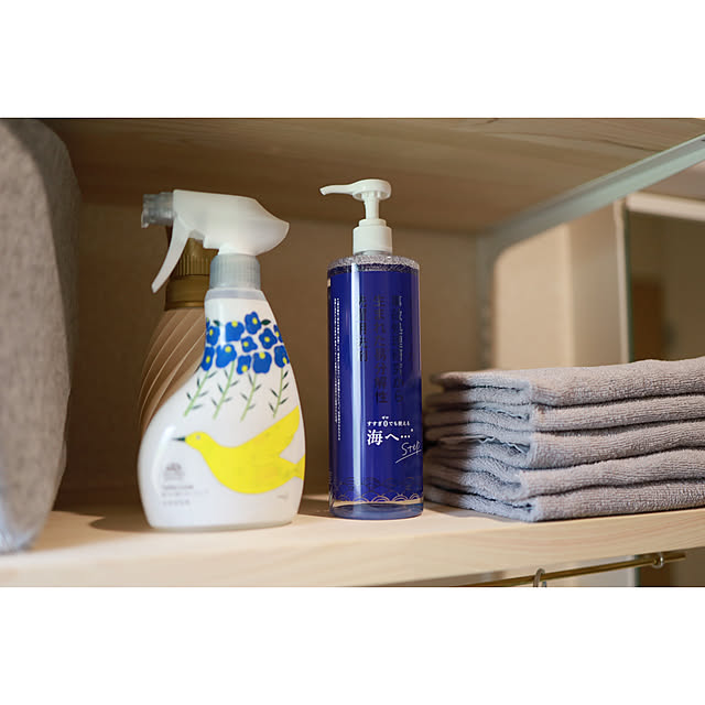 ロハコ限定デザイン バスマジックリン泡立ちスプレー Superclean Paintingデザイン 香りが残らない 本体380ml 花王のレビュー クチコミとして参考になる投稿7枚 Roomclip Item