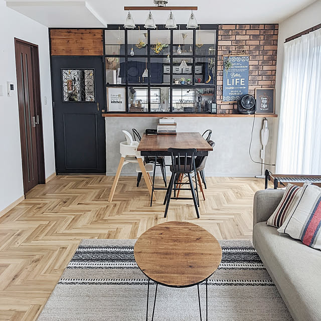 写真付きレビュー 限定クーポン配布中 北欧 北欧テイスト ベニワレン ベニワレン風 ウィルトン織 小さい ラグ ラグマット モダン 80x150 1畳 小さめ 玄関マット 室内 屋内 おしゃれ かわいい アイボリー ベージュ キリム柄の通販商品 口コミ情報 Roomclip