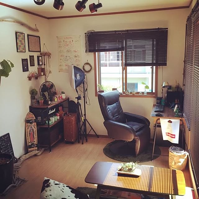 部屋全体/旦那の書斎/アイビー増やし中/流木ディスプレイ/男部屋 賃貸&hellip;などのインテリア実例 20150506 180906