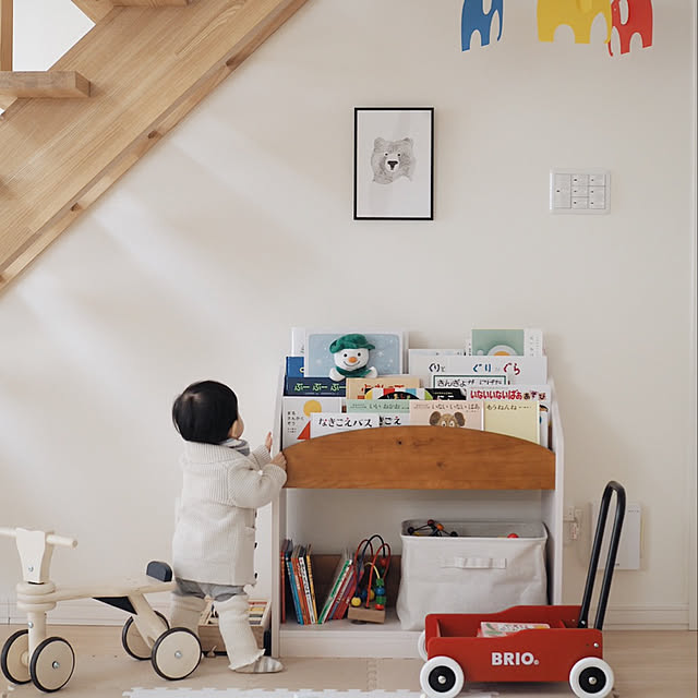 送料無料 手押し車 限定カラー 赤 黒 Brio ブリオ 木製 おもちゃ 手押車 Hls Du のレビュー クチコミとして参考になる投稿2枚 Roomclip ルームクリップ