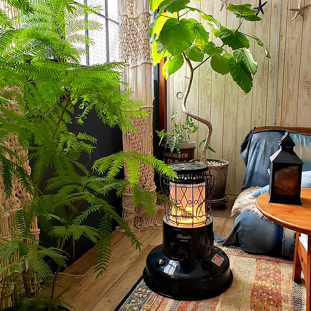 石油ストーブ おしゃれ トヨトミ 対流式 ストーブ 灯油 クラシック 対流式石油ストーブ コンクリ ト9畳 木造7畳 Cl 250 A 暖房 防寒 灯油 あったか 冬 コンパクト 小型 おしゃれ インテリア レトロ 照明 アンティーク Toyotomi トヨトミ D のレビュー クチコミとして