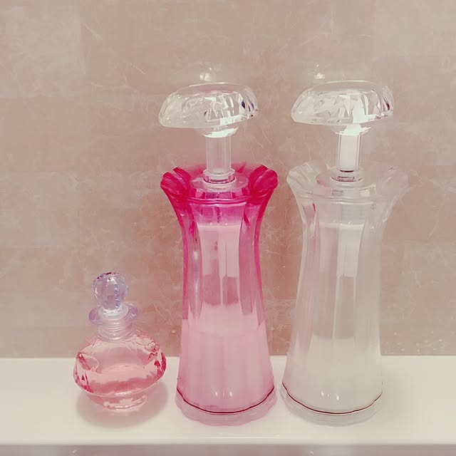 2本セット Shine シャンプー ボトル ディスペンサー おしゃれ 姫系 かわいい日本製 詰め替え バスディスペンサー クリア ピンク ブルー シャイン 最後まで使える 送料無料 1滴残らず使える 使いきれる シャンプーボトル Find シャンプーディスペンサー Findのレビュー 2本セット Shine シャンプー ボトル ディスペンサー おしゃれ 姫系 かわいい日本製 詰め替え バスディスペンサー クリア ピンク ブルー シャイン 最後まで使える 送料無料 1滴残らず使える 使いきれる シャンプーボトル Find シャンプーディスペンサー Findのレビュー