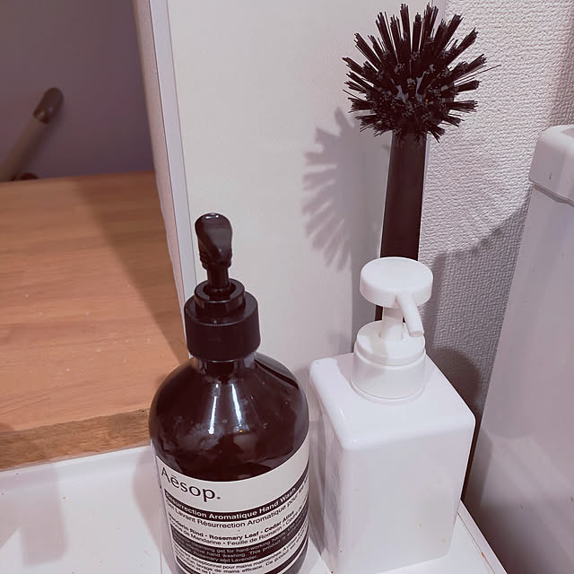 写真付きレビュー イソップ アンドラム アロマティック レスレクション ハンドソープ ハンドウォッシュ 500ml Aesop 除菌 ハンド ソープ 石鹸 せっけんメンズ レディース ラッピング ブランド いい香り 正規品 新品 ギフト 新生活 プレゼント 通販 プレゼントの通販商品