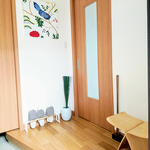 ランキング獲得 ロング靴べら 天然木自立スタンド付 靴ケア用品 アクセサリ 靴べら玄関にあるととっても便利です 見た目にも玄関をおしゃれにしてくれます くつべら ロングサイズ 日用品 靴べら立て くつべら立て 木製 天然木 ロング靴べら 自立スタンド付の