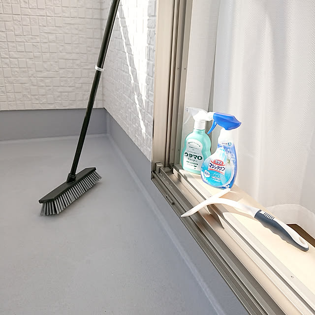 Urara Life 清掃用品 デッキブラシ 浴室掃除用ブラシ タイルブラシ 伸縮タイプ 77 126cm ベランダ 玄関のための床ブラシ 庭園にも適用 Daily Cleanのレビュー クチコミとして参考になる投稿3枚 Roomclip ルームクリップ