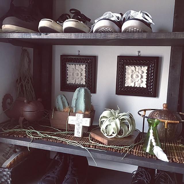 木製フレーム付きストーンレリーフ おしゃれ かっこいい かわいい アジアン雑貨 新生活アジア雑貨 インテリア ウォールデコレーション オブジェ タイル 壁掛け 壁飾り 置物 花 ハワイアン雑貨 バリ雑貨 のレビュー クチコミとして参考になる投稿6枚