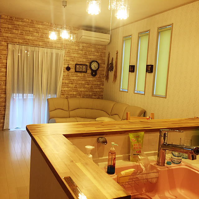 株式会社ケイオミラクル 国際特許 正規品 マグネットで吊り下げる お洒落 石鹸ホルダー ソープホルダー おしゃれ 石鹸置き ソープディッシュ せっけん台 シャンプー 箱 ネット 石鹸ケース 石鹸台 石けん台 Newセミシルバー Roy のレビュー 口コミとして参考