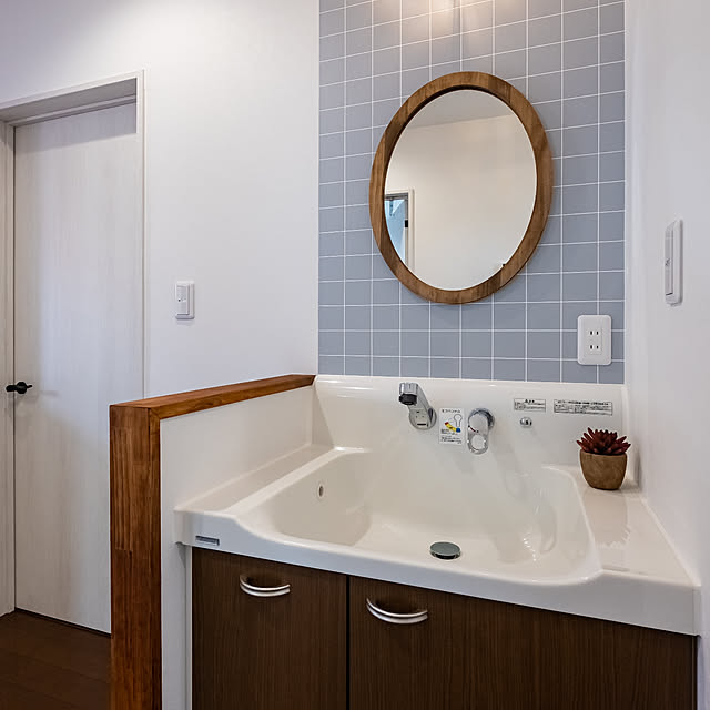 Mbe0753mh Yeae075rahc Eww1 トクラス 洗面台 洗面化粧台 Ej 寒冷地 間口750 引き出し ホワイトのレビュー クチコミとして参考になる投稿5枚 Roomclip ルームクリップ