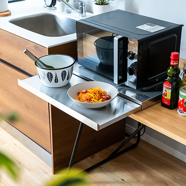 家電下スライドテーブル 幅30 奥行40 送料無料 日本製 足立製作所 ステンレスキッチン作業台 レンジ下 炊飯器下 作業スペース 作業 テーブル のレビュー クチコミとして参考になる投稿1枚