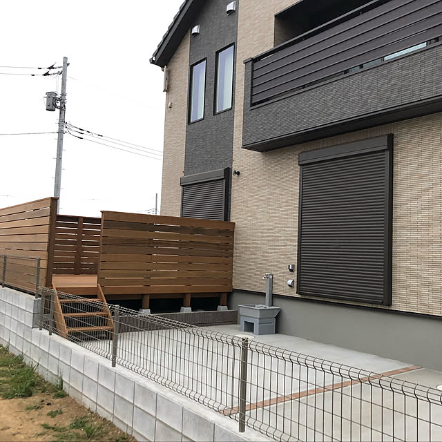 楽天最安値に挑戦 イタウバ30 1 2700mm 木材 南米産 Diy デッキ 硬い 水に強い 木 ウッドデッキ 1カット50円 配送はチャーター便もしくは自社配送便 東京 神奈川のみ になりますのでご注意ください のレビュー クチコミとして参考になる投稿6枚