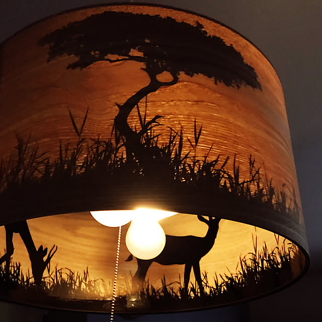 ペンダントライト シルエット おしゃれ 木製 ライト 北欧 天井照明 子供部屋 Led電球対応 切り絵 タウン ブレーメンの音楽隊 4畳 6畳用 ユーワ 電気 照明 間接照明 おしゃれのレビュー クチコミとして参考になる投稿4枚