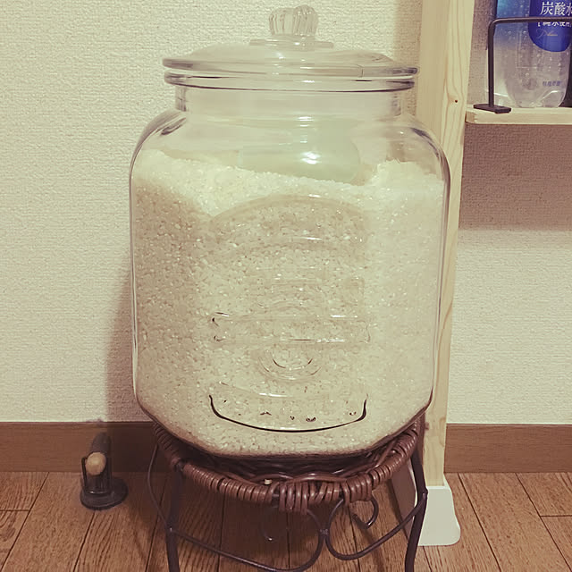 写真付きレビュー 米びつ 米櫃 5kg ガラス 保存容器 ライスストッカー おしゃれ カフェ 北欧 ガラス瓶 保存ビン 保存瓶 7l Glass Cookie Jar ガラスクッキージャー Lサイズの通販商品 口コミ情報 Roomclipショッピング