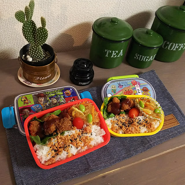ポイント5倍 カーズ トイストーリー 弁当箱 1段 ランチボックス角型 450ml 食洗機対応 子供 キッズ 保育園 幼稚園 小学校 ディズニーグッズ 男の子 キャラクター あす楽対応のレビュー クチコミとして参考になる投稿24枚