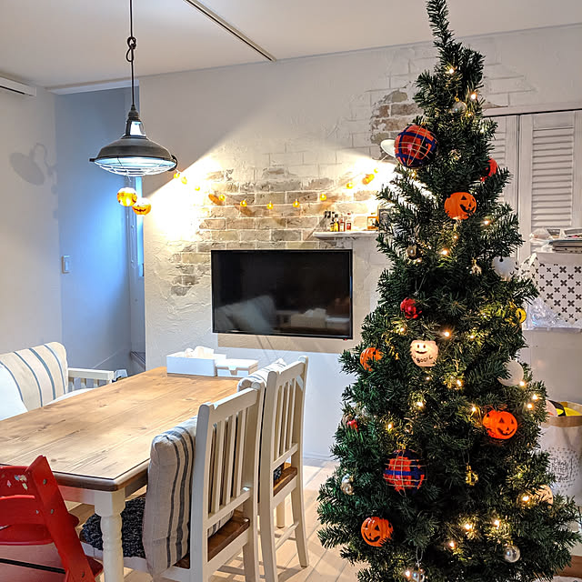 クーポンで最大400円off 21ver クリスマスツリー おしゃれ 北欧 ヌードツリー 180cm オーナメントなし リアル シンプル スリム 大型 クリスマス Xmas クラシック 置物 店舗用 業務用 ショップ用 簡単組立 クリスマス用品 送料無料のレビュー クチコミとして参考に