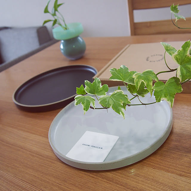 写真付きレビュー 波佐見焼 皿 波佐見 陶器 食器 お皿 大皿 カフェプレート スタッキングプレート 蓋 ふた トレイ 焼き物 来客用 おしゃれ お洒落 シンプル スタッキング 人気 黒 日本製 選べる プレゼント用 お祝い Hasamiporcelain ハサミポーセリン プレート F255