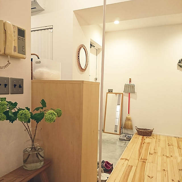 ウォールミラー おしゃれ 1cm 全身鏡のレビュー クチコミとして参考になる投稿3枚 Roomclip Item