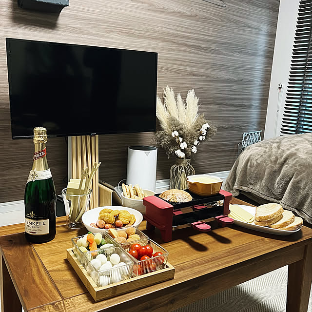 9点 小鉢 セット クリア ティータイム お菓子 皿 お皿 来客用 セット 四角 トレー 透明 ブラウン 茶色 和菓子皿 菓子皿 小皿 プレート 来客用 おもてなし 和食器 ギフト 贈り物 プレゼント 結婚祝い 新築祝いのレビュー クチコミとして参考になる投稿1枚