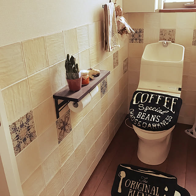 トイレマットセットcoffee トイレマット トイレカバー フタカバー マット かわいい おしゃれ ブルックリン フレンチカントリー カフェ風 カフェ デザイン インターフォルム ポタフルールのレビュー クチコミとして参考になる投稿1枚