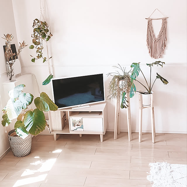 写真付きレビュー】テレビ台 テレビボード TV台 TVボード AVボード 幅77.5cm TVラック AVラック 収納 引き出し付き ディスプレイラック ロウヤ LOWYAの通販商品口コミ情報 | RoomClipショッピング 写真付きレビュー】テレビ台 テレビボード TV台 TVボード AVボード 幅77.5cm TVラック AVラック 収納 引き出し付き ディスプレイラック ロウヤ LOWYAの通販商品口コミ情報 | RoomClipショッピング