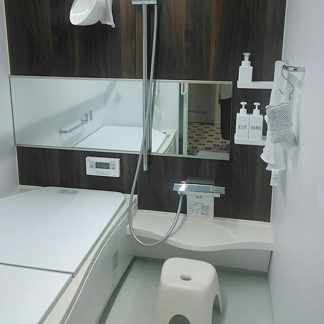 Keyuca公式店 ケユカ Trevi T バススツール おしゃれ シンプル デザイン バスチェア オシャレ 風呂イス バスグッズ 風呂椅子 ふろいす お風呂の椅子 お風呂いす お風呂用 風呂グッズ お風呂グッズ バス用品 お風呂 椅子 高め 白 ホワイト 風呂用椅子のレビュー