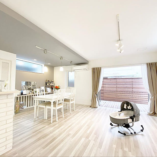 バウンサー ターン 360 カトージ シートを360度回転できるバウンサー グレー Katoji リバーシブルクッション付き ローチェア ロッキングチェア ベビーチェア ベビーベッド 新生児 デニム 保証期間 1年 のレビュー クチコミとして参考になる投稿2枚 Roomclip バウンサー ターン 360 カトージ シートを360度回転できるバウンサー グレー Katoji リバーシブルクッション付き ローチェア ロッキングチェア ベビーチェア ベビーベッド 新生児 デニム 保証期間 1年 のレビュー クチコミとして参考になる投稿2枚 Roomclip