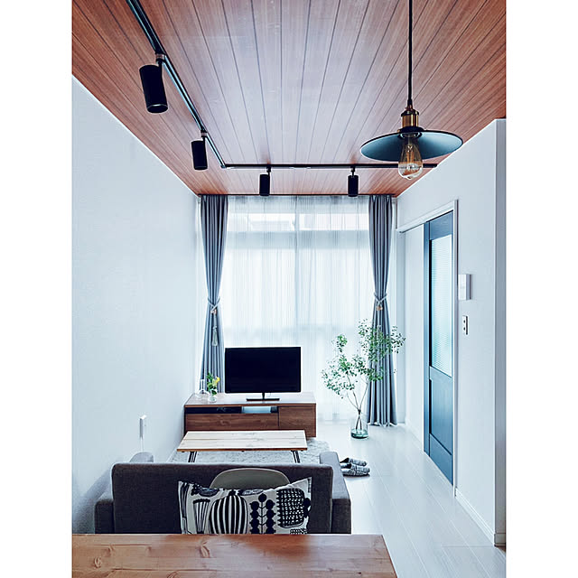 送料無料 Studio Hilla 北欧生地 フィンランド ルームシューズ レディース かわいい スリッパ おしゃれ 室内履き 夏 参観 航空機内 軽い 軽量 靴 くつ 旅行 事務所 カジュアルサンダル サンダル レディース 歩きやすい ぺたんこ 黒 フラット つっかけ Tkのレビュー