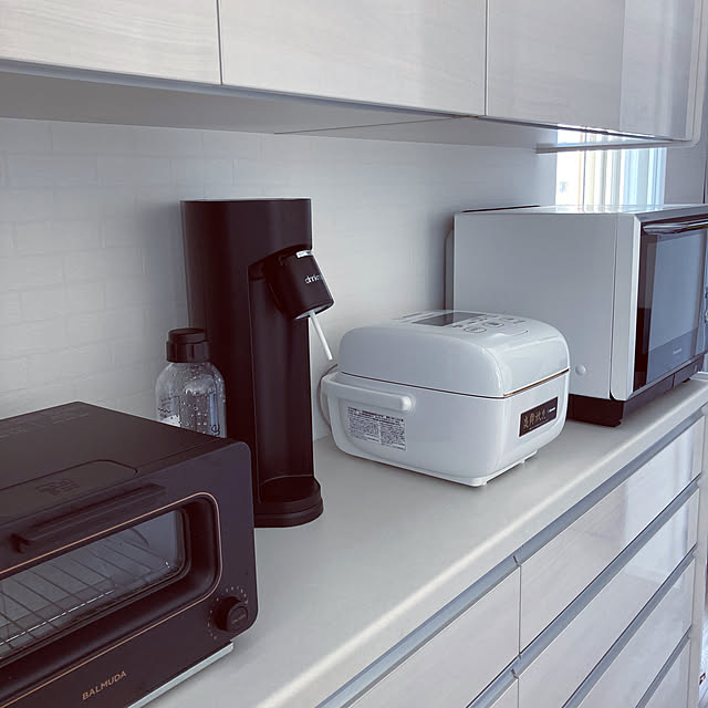 バルミューダ トースター オーブントースター Balmuda The Toaster 2枚 スチーム おしゃれ K05a ブラック ホワイト ベージュ パン焼き 冷凍 小型 コンパクト 送料無料 オーブン スチームトースター 結婚祝い おすすめ インテリア家電 黒 白 食パン パンのレビュー