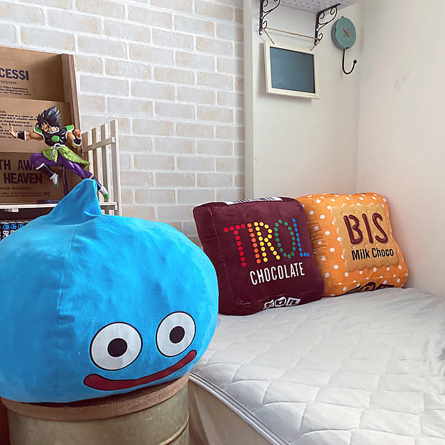 チロルチョコ超特大サイズ リアルぬいぐるみ3 ビスケット コーヒーヌガー クッション 巨大化シリーズ 全長約35cm 新品のレビュー クチコミとして参考になる投稿1枚 Roomclip Item