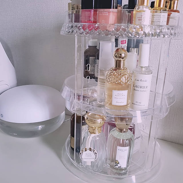 メイクボックス コスメボックス 化粧品 収納 コスメ収納 メイク 収納 化粧ボックス 化粧品収納ボックス 化粧箱 360度 回転式 大容量 コスメ ワゴン コスメセット 収納 おしゃれ 化粧品入れ アクリルケース 女子へのギフト 化粧品 香水 ギフト プレゼントのレビュー