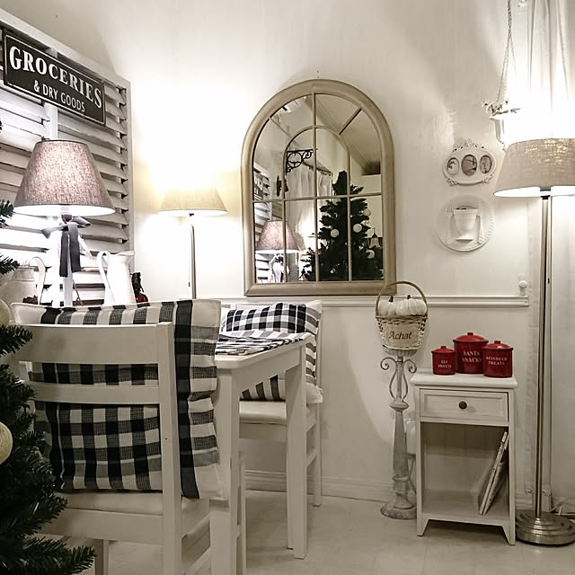 日ポイント8倍 ウォールミラー 鏡 姿見 壁掛 スチール 窓 デザインミラー インテリア おしゃれ インスタ映え Tsm 47 送料無料 のレビュー クチコミとして参考になる投稿6枚 Roomclip Item