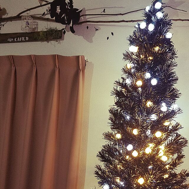 クリスマスツリー 150cm 黒 スリム ブラック ツリー ヌードツリー 北欧 おしゃれのレビュー クチコミとして参考になる投稿3枚 Roomclip ルームクリップ
