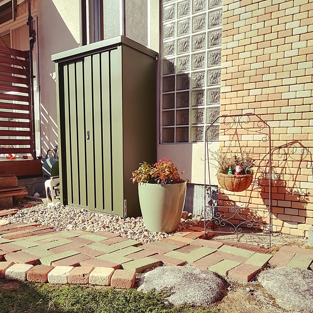 アルミフェンス 幅1高さ180cm フェンス 目隠しフェンス アルミ ルーバー 衝立 屋外 固定金具 おしゃれ オレフェンス たためる 自立 パーテーション ペットフェンス 柱 間仕切り ラティス アルミボーダーフェンス あす楽 Of1218 土日出荷ok のレビュー クチコミとして