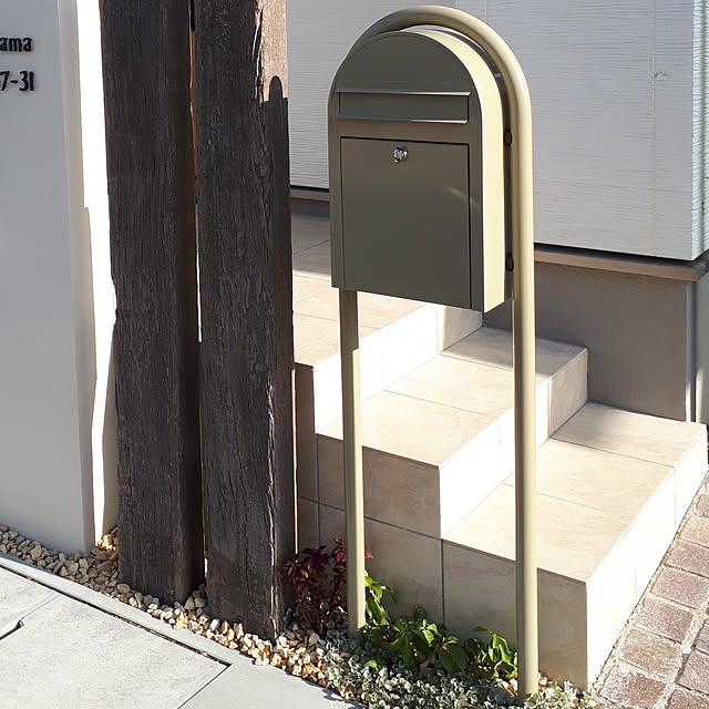 期間限定セール ポスト スタンド セット Bobi ボビ パステルタイプ ボビラウンドセット セキスイデザインワークス 郵便ポスト ポールセット スタンド 埋め込み ポール式ポスト 鍵付き 郵便受け ボビポスト Bobi ポスト 北欧 おしゃれ 前入れ前出し 防滴のレビュー