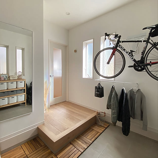 ウォールミラー 全身 鏡 ナチュラル 掛け鏡 賃貸 壁掛け 大型鏡 石膏ボード 幅32cm スリム 姿見 全身鏡 長方形 シンプル鏡 角型 かがみ 高さ153cm 全身ミラー ジャンボミラー ミラー 壁掛けミラー 白 インテリアミラー 大型ミラー 木製 細枠 日本製 おしゃれ 洗面 北欧