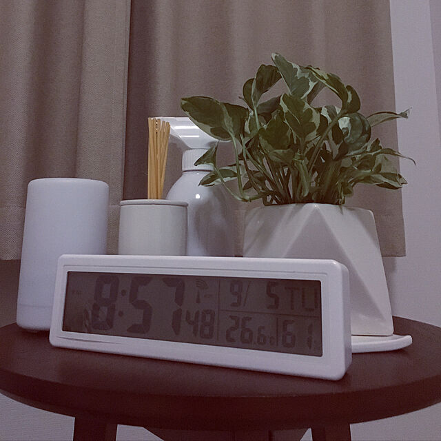 目覚まし時計 電波時計 デジタル電波時計 ポイント10倍 送料無料 置き時計 置時計 デジタル時計 おしゃれ デジタル 玄関 シンプル 置き掛け兼用 置掛 ギフト プレゼント インテリア 寝室 リビング 電波式デジタル時計 Byron Stick バイロンスティック の