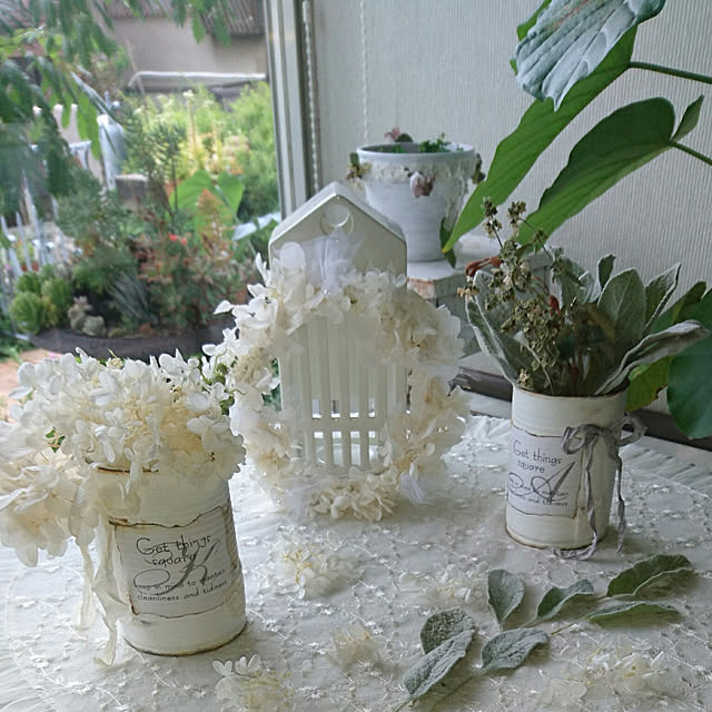 市場 花の保存用乾燥剤 送料３９０円 ３００ｇ シリカゲル １袋 ドライフラワー用シリカゲル ドライフラワー ガラスケース 白青混合 ハーバリウム