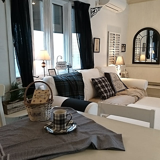 日ポイント8倍 ウォールミラー 鏡 姿見 壁掛 スチール 窓 デザインミラー インテリア おしゃれ インスタ映え Tsm 47 送料無料 のレビュー クチコミとして参考になる投稿6枚 Roomclip Item