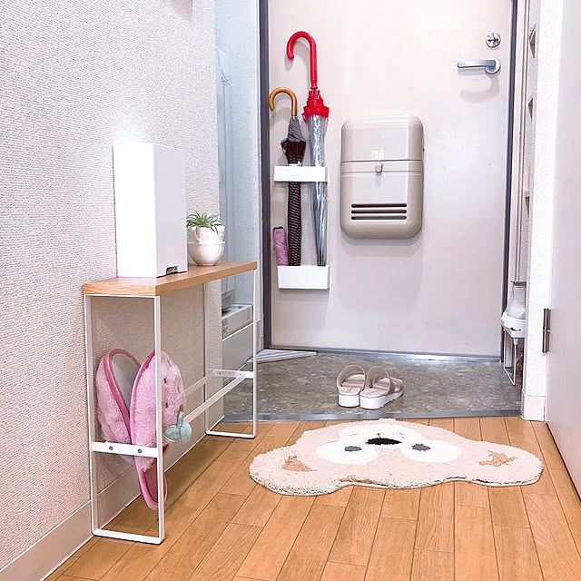 山崎実業 天板付きスリッパラック タワー tower - 通販 | RoomClipショッピング 山崎実業 天板付きスリッパラック タワー tower - 通販 | RoomClipショッピング