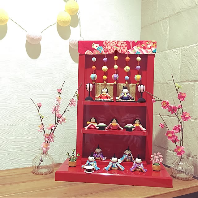 My Desk/ひな人形/ひな祭り/100均/建売住宅/エコカラットの壁&hellip;などのインテリア実例 20170217 153756