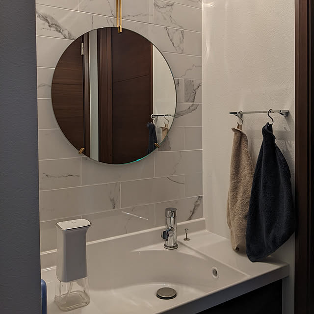 MOEBE ミラー 50cm Brass MIRROR WALL WMBR50 ウォールミラー フレームレス ブラス ムーベ 北欧 壁掛け 鏡 【超目玉枠】 ムーベ MOEBE ミラー 50cm Brass MIRROR WALL WMBR50 ウォールミラー フレームレス ブラス ムーベ 北欧 壁掛け 鏡 【超目玉枠】 ムーベ